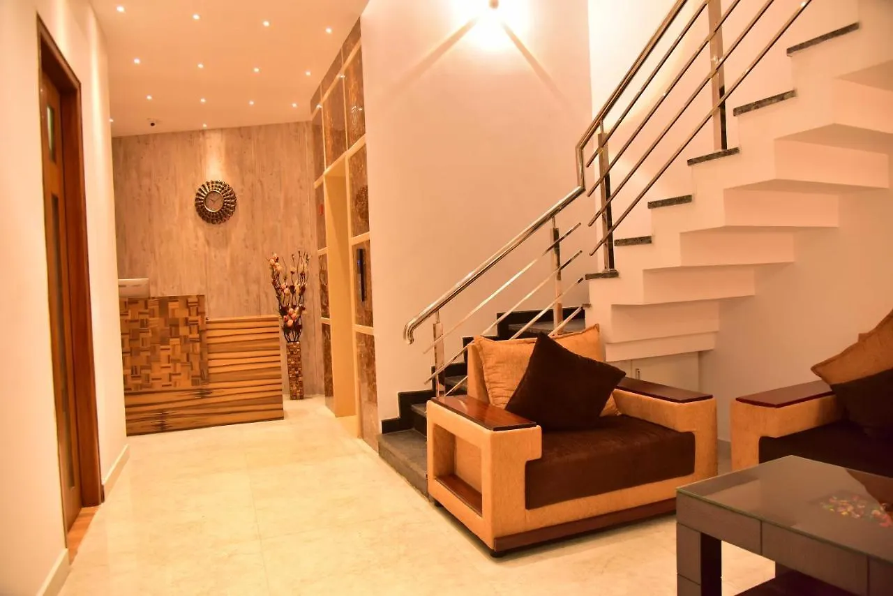 Hotel Le Oak Inn Mysore